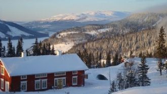 Modernt sekelskiftesboende/ski-in ski-out