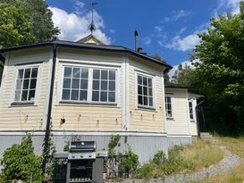 Charming archipelago house on Skarpö