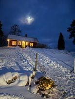 Charmig stuga med sjöläge - Smålandsidyll!