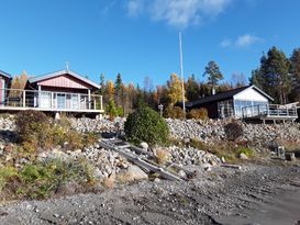 Stuga vid havet med fantastisk utsikt.