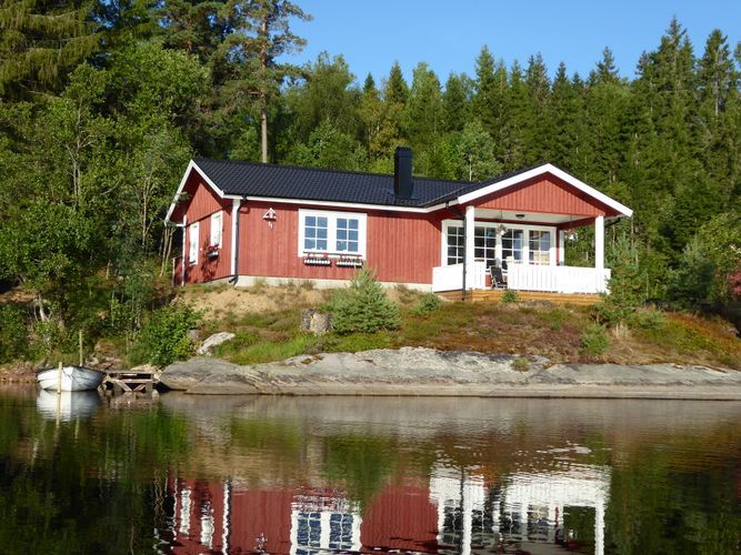 Hyra stuga i Revesjö, Svenljunga. Trevlig sommarstuga i Revesjö, med