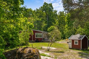 Söt stuga i härliga Roslagen